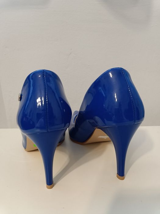 Chabrowe buty na obcasie rozmiar 36/37. Nowe.