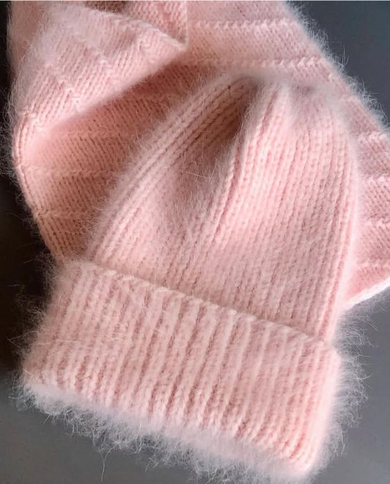 Пухнасті коти ангорки