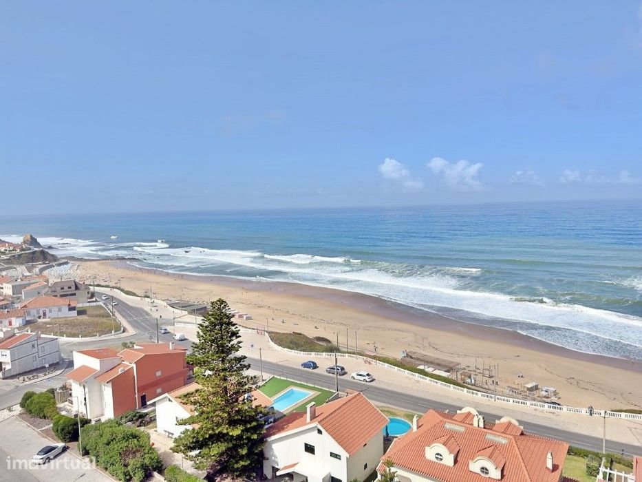 Apartamento T3 em frente ao Mar, com Varanda e Garagem na Praia de ...