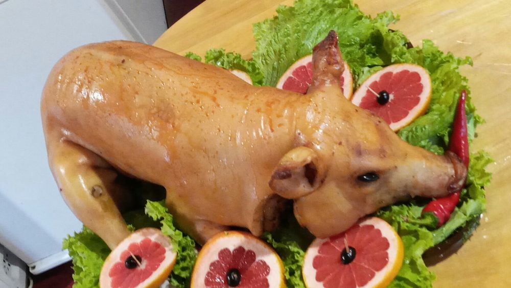 Тушки молочних поросят