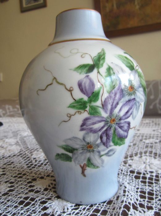 wazon Alka Kunst Kaiser ręcznie malowany powojnik