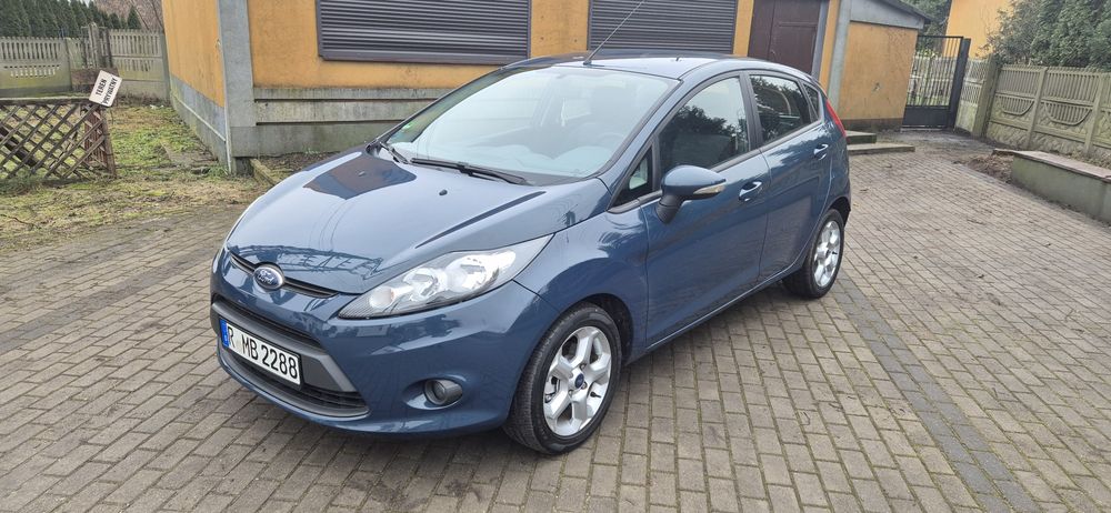 Ford Fiesta 1.25 Benzyna 2008 | Podgrzewana szyba | 2 komplety kół