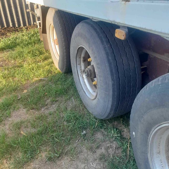 Шміц полуприцеп 67м3