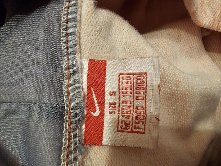 Продам світшот Nike