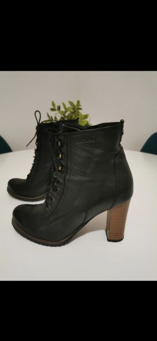 Czarne botki Badura