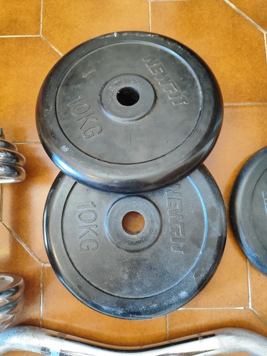 Equipamento de musculação