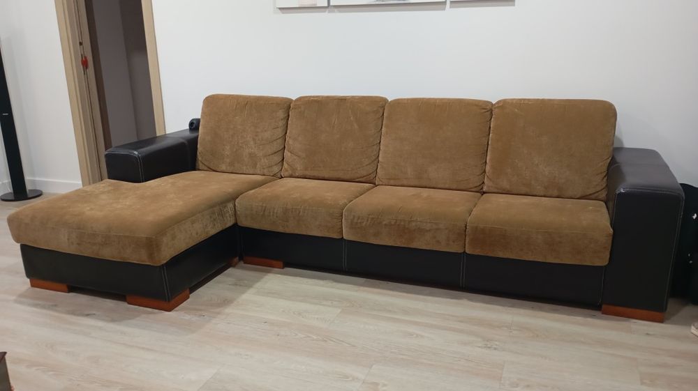 Sofá chaise long castanho e preto madeira maciça