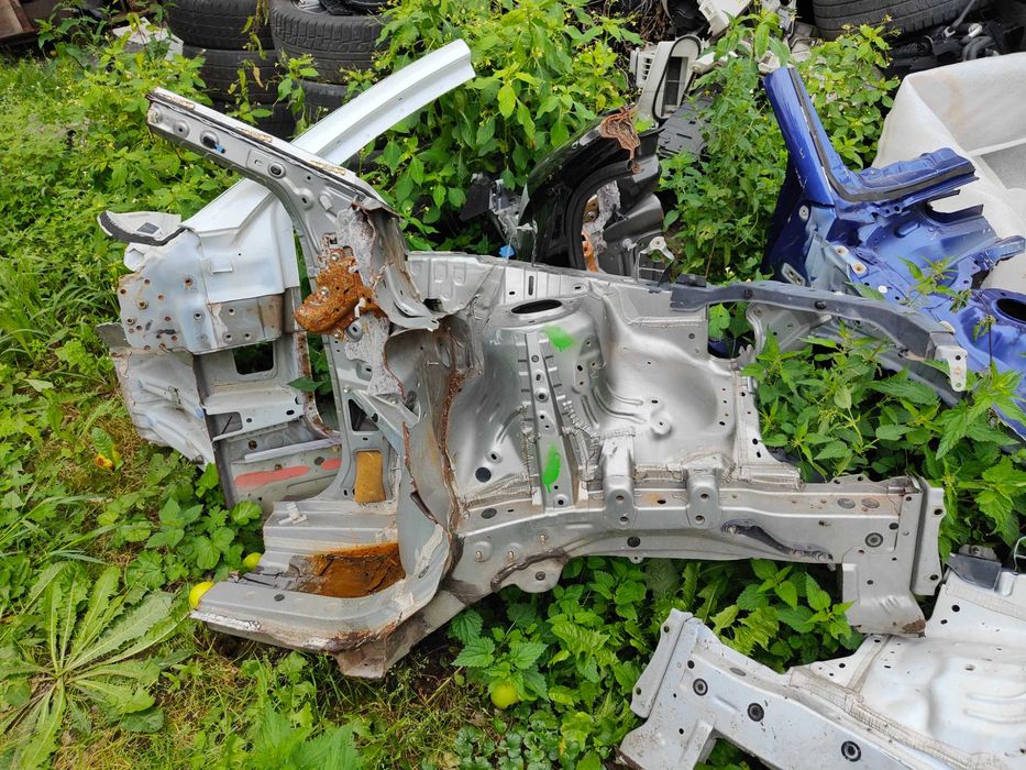 Lexus NX 2015-2020 Четверть передня ліва права ланжерон пятак