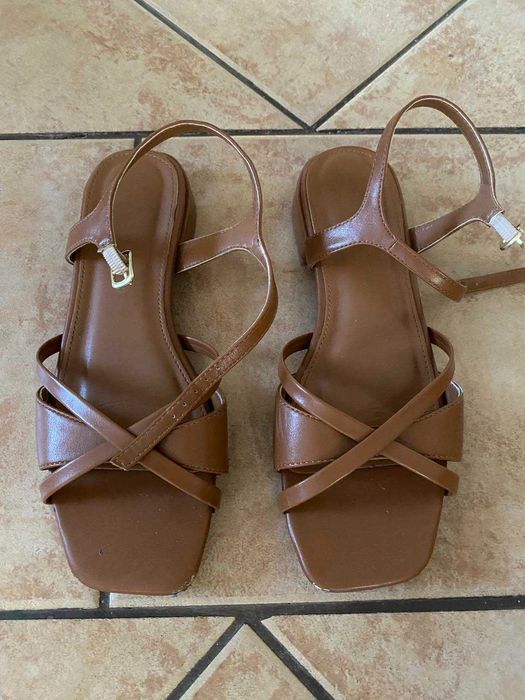 Босоніжки жіночі Next