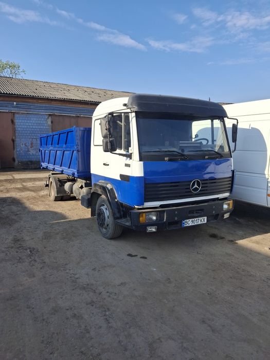 Щебінь, пісок, земля, дрова, вивіз сміття.