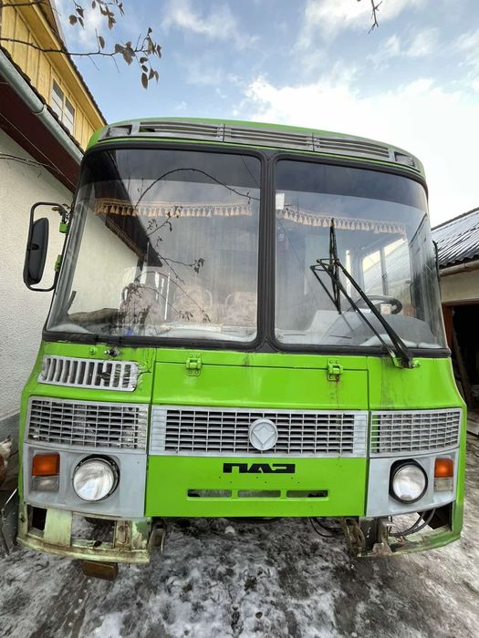 По запчастинах розборка шрот Еталон Паз Богдана ХАЗ Маз Іван рекс