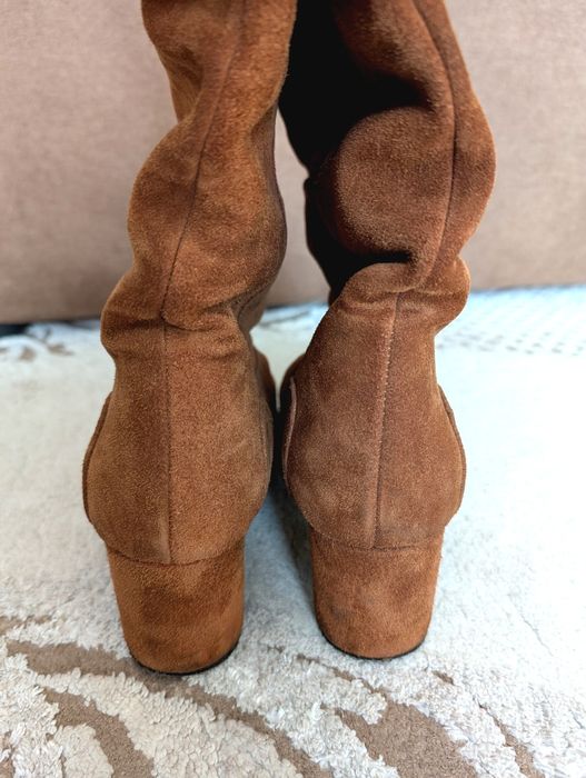 Високі замшеві сапоги чоботи