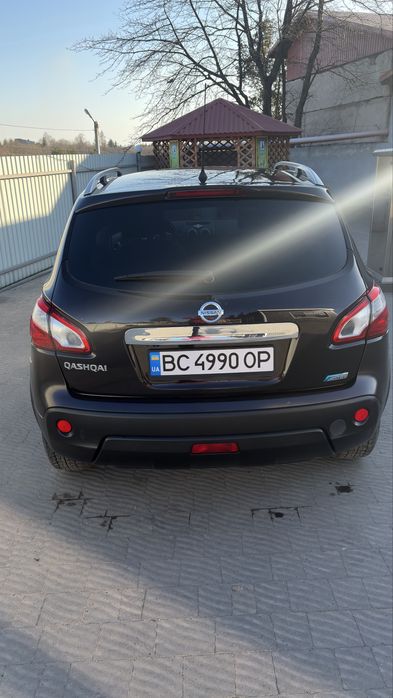 Продам своє авто Nissan Qashqai
