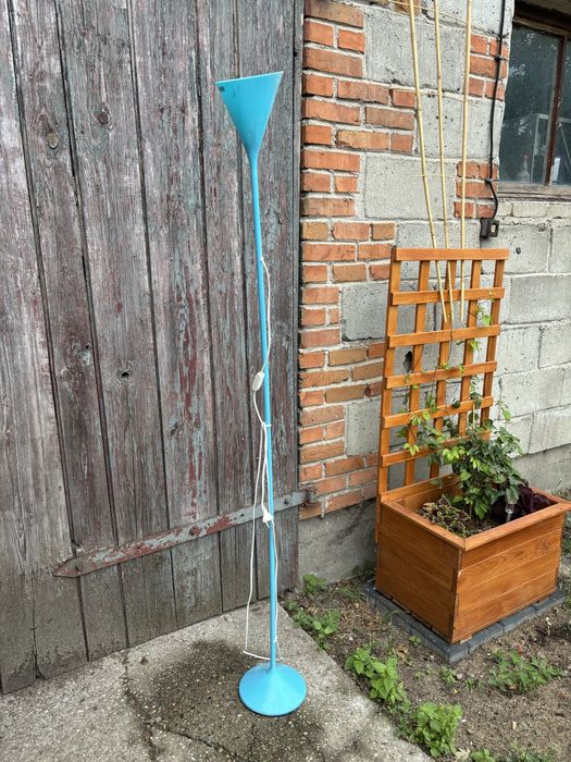 Lampa stojąca designerska