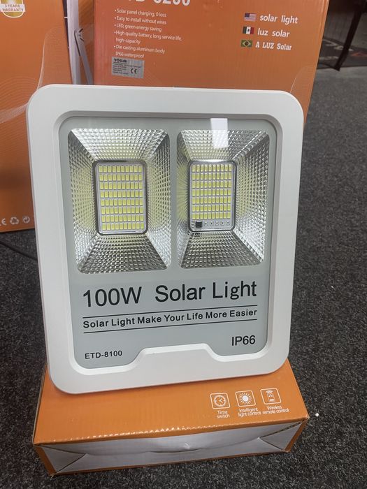 Lampa solarna VÖGLER GmBh 100W neutral, sensor zmierzchu