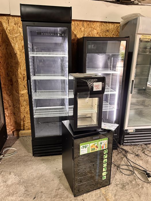 Холодильный шкаф UBC Extra Lardge Витрина холодильник б/у