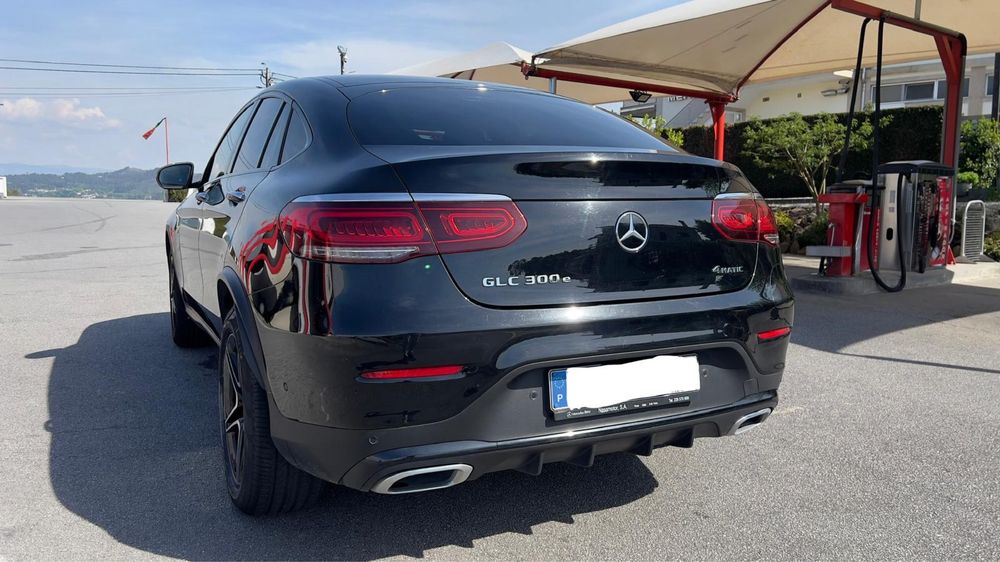 Mercedes GLC300e