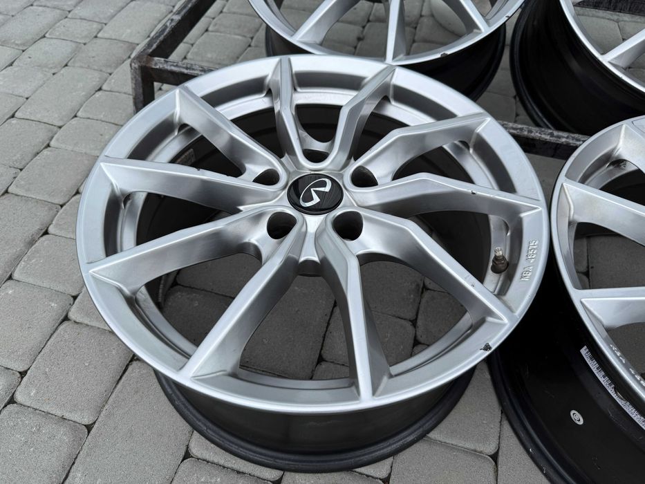 Диски Advanti R17 5x114,3 8J ET40 Infinity Honda Lexus Toyota Kia Jeep
