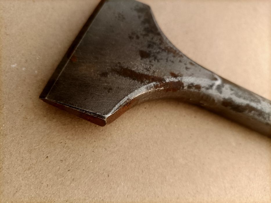 Milwaukee dłuto do skuwania betonu płytek SDS-Max 80x300mm młot