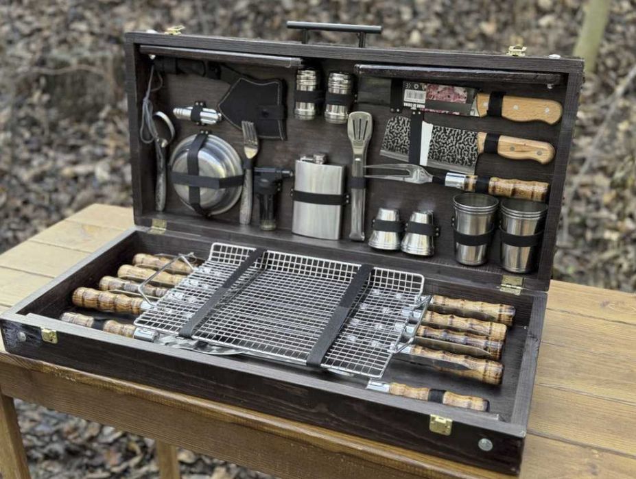 Стильний та неймовірно гарний набір шампурів на подарунок коханому!