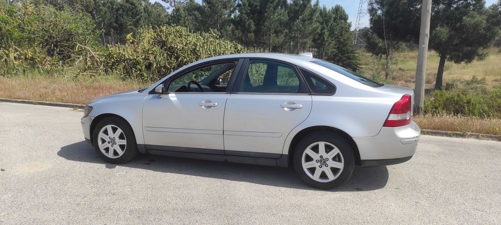 VOLVO S 40 2.0 TURBO DIESEL Bom estado geral