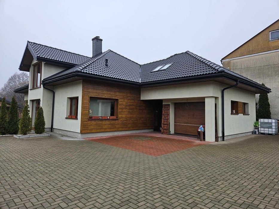 Dom jednorodzinny z garażem