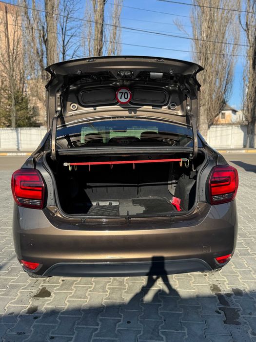 Renault Logan 2019 (комплектація Zen)