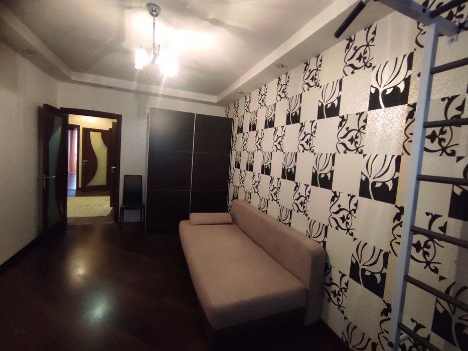 Продаж 3 кім квартири вул Байди -Вишневецького 9, Виноградар