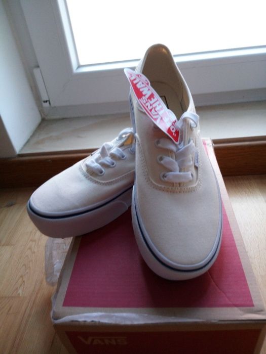 Ténis VANS plataforma - originais - 38