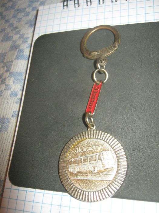 Брелок Икарус,металл.Оригинал.На подарок.
