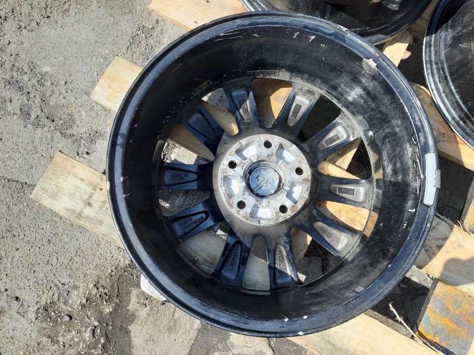 Felga Chrysler Town & Country Voyager RT 11-19r 17''