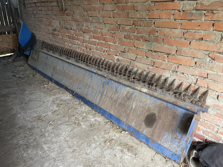 Sprzedam kombajn Bizon Z056