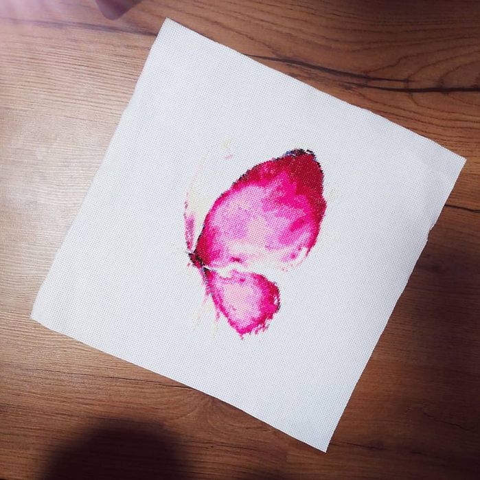 Картина вишита хрестиком.