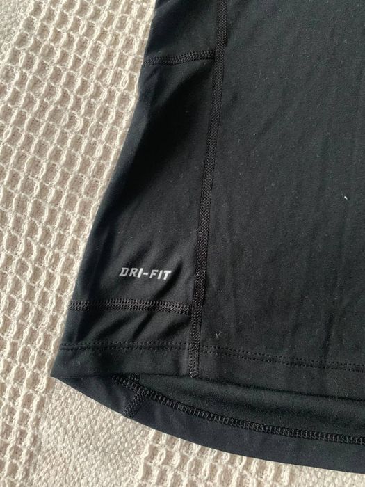 Спортивна футболка nike