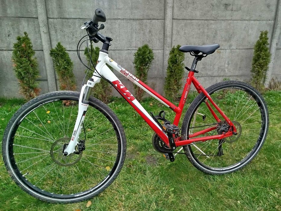 Rower Crossowy KTM AVENTO CROSS Koła 28" Rama 20" Ham Tar Hyd Blo Amor