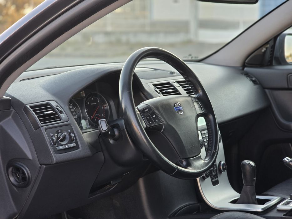 Volvo V50 1.6D (2010)