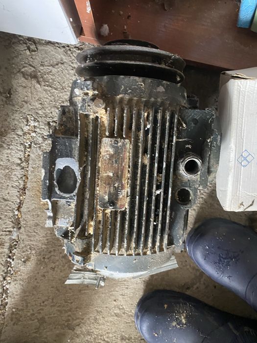 Електро мотори-вібро мотори