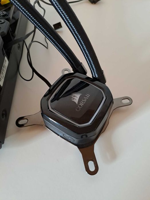 AIO Watercooling Corsair H100X compatível com Intel