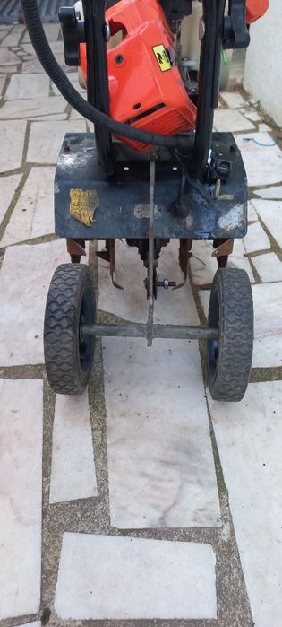 Moto enxada a gasolina 80€