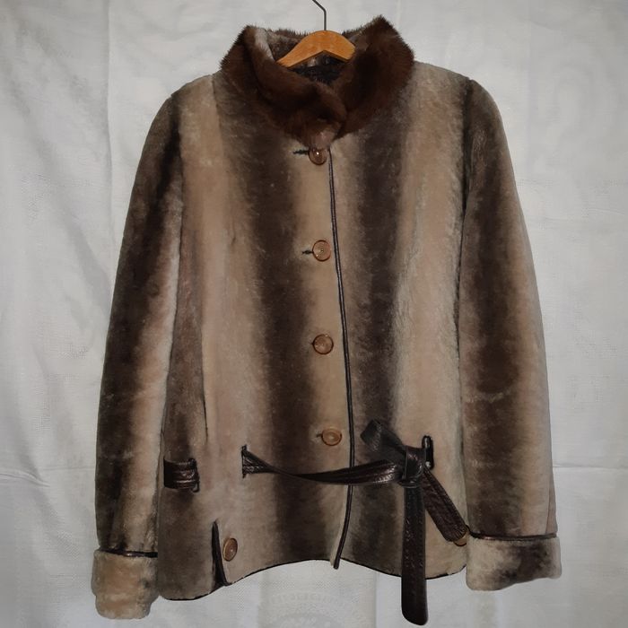 Полушубок,  мутон, Туреччина, р.54 , спідниця в подарунок