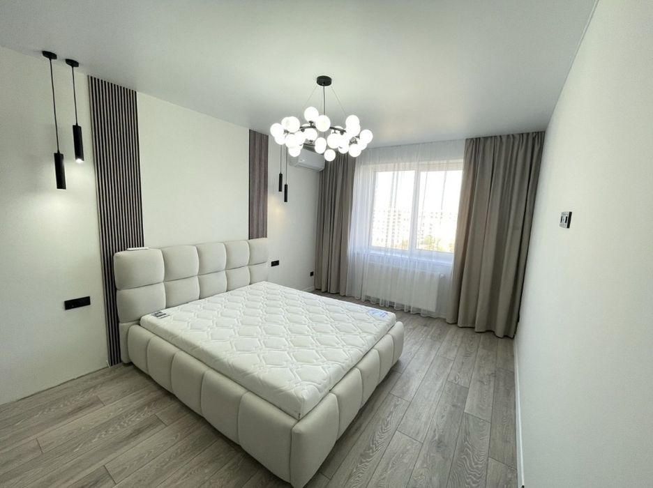 Подобово Vip 2-к.квартира. Центр мiста.