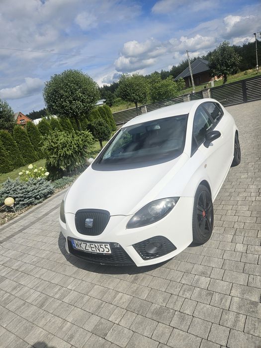 Sprzedam Seat leon FR 2.0 200 km