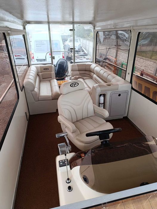 Houseboat Harris Kayot