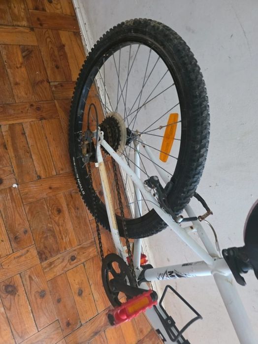 B'Twin Rockrider 300