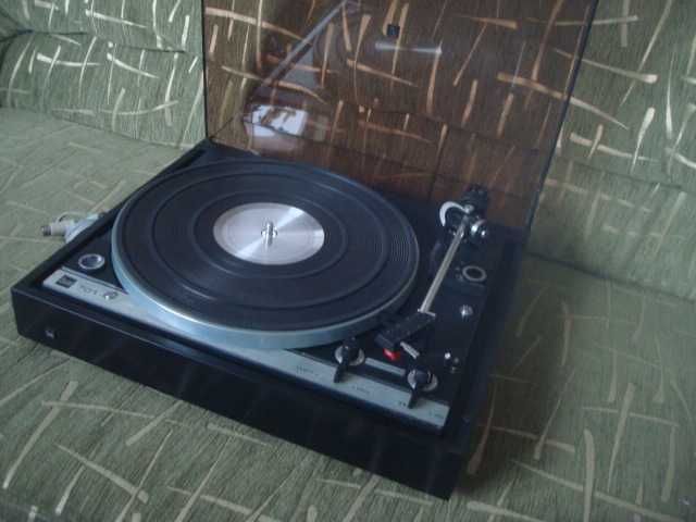 Продам проигрыватель пластинок Dual CS 1228