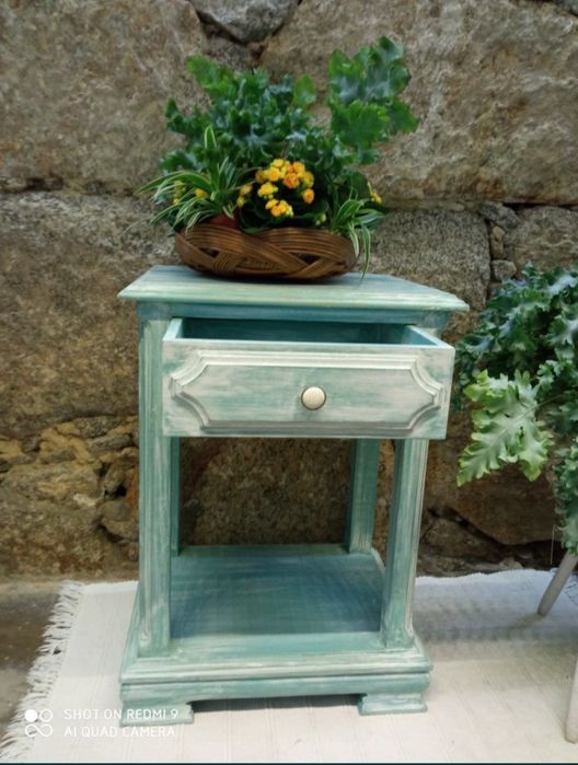 Mesa de noite o decorativa