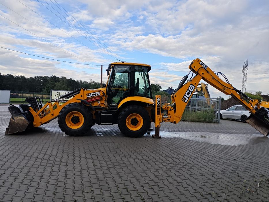 Koparko-ładowarka JCB 4CX 2021
