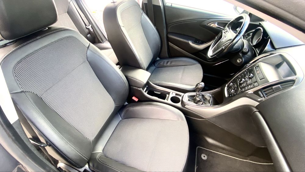 Opel Astra Caravan 1.7 CDTI Cosmo