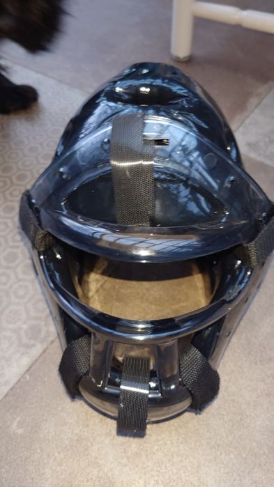 Bushi Kask Piankowy ochronny treningowy do Karate Taekwondo czarny M