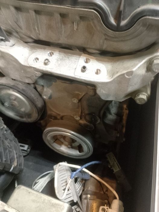 Продам двигатель1.6 с автомат коробкой  на пежо 307